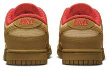 Zapatillas deportivas para mujer Nike Dunk Low 'Bronzine Picante Red' FQ8897-252 color tostado sésamo - Multicolor - Ver 5