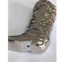 1 件时尚银色牛仔靴形打火机支架 - 适用于 Mini Bic J5，派对和日常使用的完美选择