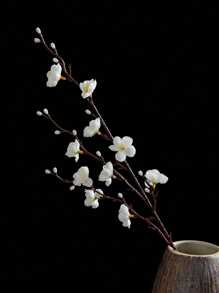 1pc/5pcs Artificial Flowers Silk Plum Blossom Bouquet, Room Decoration Bouquet, Fake Plants, For Table Centerpiece, For Wedding Vase, For Home Restaurant Bedroom Decoration, Festival Birthday Party Accessories, Outdoor Garden Decoration Autumn Decoration