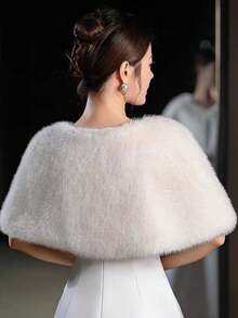 1 Piece Of Women's Milk White Faux Fur Fox Fur Shawl Cape Party Wedding Dress, Paired With A Short Cloak Jacket For Autumn And Winter Warmth Holiday Gift Warm Plush Shawl - Multicolor - View 3
