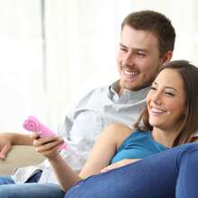 Ốp bảo vệ điều khiển từ xa bằng silicon hình trái tim dễ thương, tương thích với điều khiển giọng nói Alexa thế hệ thứ 2 L5B83H, thế hệ thứ 3 L5B83G, P4C6EN và Lite thế hệ thứ nhất H69A73, thế hệ thứ 2 E4GE9R; Ốp bảo vệ điều khiển từ xa phát sáng trong bóng tối, tương thích với thiết bị phát trực tuyến Fire Stick Fire TV Stick HD 4K Max Lite Cube Controls (Không tương thích với phiên bản Fire TV Remote Enhanced/Pro/2024) Thích hợp cho các dịp: Cách nhiệt, Ngày lễ tình bạn, Chó con, Lễ hội hóa trang, Ngày Quốc tế Phụ nữ, Quà tặng đám cưới, Năm 2000, Phòng ngủ - Nhiều màu - Xem 9