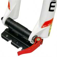 Szybkozłączka do mocowania przedniego widelca rowerowego MOTSUV – wytrzymały stop aluminium, wielokolorowy, odłączany uchwyt przedniego widelca, z mechanizmem zaciskowym i ochronną gumową uszczelką, zapewnia transport