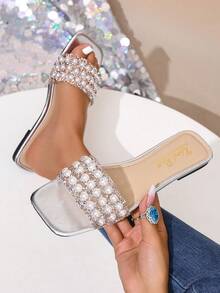 Spring/Summer New Brand H Style Women Fashionable Casual Slide Sandals, Strap Outdoor Slippers Roman Style Slip-On Mule Sandals, Comfortable Black/Beige/Brown Flat Embossed Slides, Blogger Recommended Desert Keychained French Elegant Thick Bottom Wedge Sandals, Summer Beach Shoes, Minimalist Outdoor Slippers, Crocodile Print Slides, Metallic Decor Flat Sandals For Summer