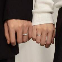 Pair Of Engagement Rings In Silver Shiny Diamond Wedding Rings With Thin Line 4mm - 1 PAR + SOLITÁRIA + CAIXINHA - 查看 2