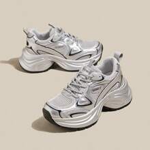 Scarpe sportive casual con suola spessa, rete traspirante, rialzo in argento
