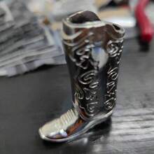 1 件时尚银色牛仔靴形打火机支架 - 适用于 Mini Bic J5，派对和日常使用的完美选择