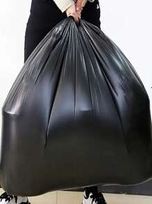 200 sacs poubelle noirs épais et résistants - étanches, en polyéthylène durable, convenant pour la maison, le bureau, la cuisine, la salle de bain et l'extérieur. Solution de nettoyage polyvalente, avec un design enroulable pratique. Sacs plastiques noirs surdimensionnés pour une utilisation commerciale ponctuelle, propriété d'hôtel, restauration. Déplié 28 * 48 cm, déplié 45 * 50 cm