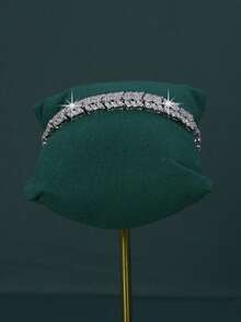 Conjunto de 5 peças banhadas a ródio, joias de luxo estilo real do Oriente Médio, Dubai, com design geométrico em formato de V, feitas à mão com zircônia cúbica branca, inclui colar, pulseira, brincos e anel, adequado para uso diário em casamentos, presente de aniversário de casamento, presente de Dia das Mães (embalagem em caixa de presente dourada) - Branco - Ver 5