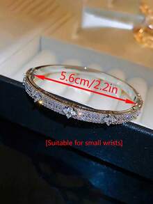 1pc Exquisite Four-Leaf Flower Inlaid Cubic Zirconia Bracelet, Fashion Jewelry Bangle For Women, Daily Wear And Party, Perfect Gift Choice To Show Elegance And Charm Valentines,Mom,Mother,Mother's Day,Gift - Four-leaf Flower Full Zirconium Bracelet - View 13