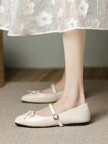 女士时尚方头一脚蹬白色蝴蝶结装饰鞋，休闲办公百搭平底鞋，适合春夏户外穿着，高端品质休闲玛丽珍芭蕾平底鞋，适合派对、婚礼穿着 - 白色 - 查看 5