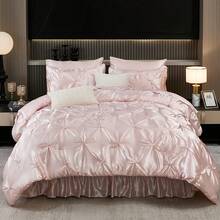 10-Piece Satin Comforter Set With Sheet Set Queen Size Pinch Pleat Bedding Comforter Set Silk Like Satin Bedding Set For Bedroom And Guest Room Soft Lightweight Luxury Satin Bed Set With 1 Comforter 4 Pillowcases 1 Flat Sheet 1 Fitted Sheet 1 Bed Skirt And 2 Cushion Cover (Twin Size Includes 8 Pcs) - 淺粉色 - 查看 1