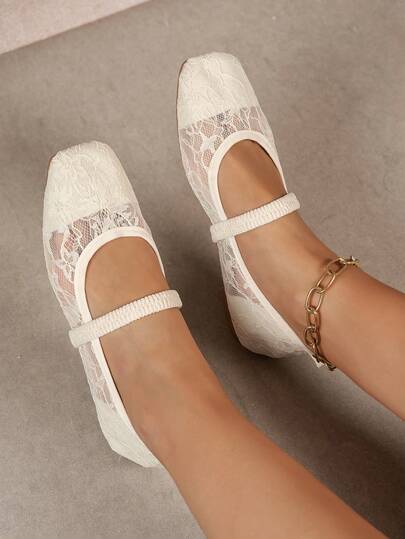 حذاء نسائي مقاس كبير ذو رأس مربع لخريف 2025، تصميم دانتيل وزهرة وردية للخروج والحفلات الكاجوال، تنفس وفتحات، لوفرز مسطحة متعددة الاستخدامات، شبشب ماري جين