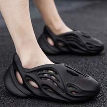 Foam Runner Shoes For Man Women, Foam Runner Sneakers,  Indoors And Outdoors Classic Foam Runners Sneakers, Sleek Beach Sandals, Thick Non - Slip,Quick Drying,Breathable,Super Soft,Lightweight,They Are Also Stain-Resistant, Easy To Clean