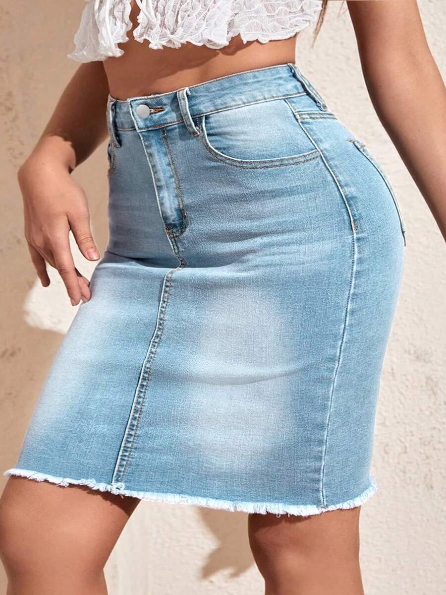 Women's Summer Fashionable Simple Casual Frayed Hem Slim Fit Denim Mini Skirt - Light Wash - View 1