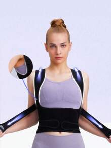1 pièce du correcteur de posture pour le dos le plus récent en 2025 pour femmes et hommes. Redresseur de dos pour la correction de la scoliose et la bosse. Entièrement réglable avec un soutien pour les épaules. Correcteur de la colonne vertébrale avec support réglable. Accessoires de gym pour ceintures lombaires