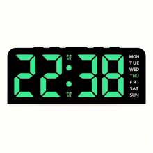 [Reloj con luz ambiente] Reloj digital de pantalla grande de 12/24 horas con fuente LED, que muestra sincrónicamente la temperatura, fecha y día de la semana, doble alarma, 3 niveles de brillo, alimentado por USB, de material plástico, adecuado para dormitorio u oficina. Reloj digital para decoración de habitación, reloj despertador para dormitorio, decoración para dormitorio, decoración para dormitorio universitario, de vuelta a la escuela, decoración escolar, sorpresa escolar