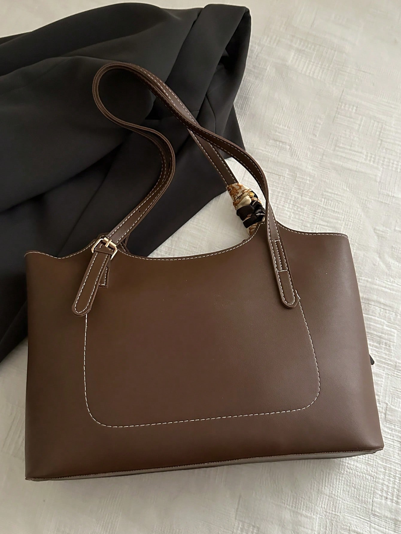 حقيبة يد أنيقة متعددة الاستخدامات للسيدات بطبعات ف...