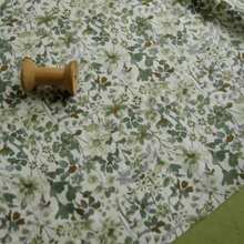 Soft & Skin-Friendly Light Green Floral Printed Fabric, Widely Applicable For Fashion Apparel, Home Decoration, And Various DIY Projects - Green - View 2