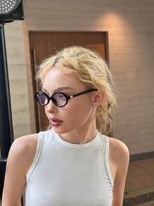 DareSee 1副女士黑色椭圆形PC镜框素面眼镜，适合日常佩戴，也适合圣诞节、音乐节、Y2K主题活动、返校季、秋季圣诞节、冬季圣诞节等场合，是理想的圣诞礼物之选。 - 黑色 - 查看 2