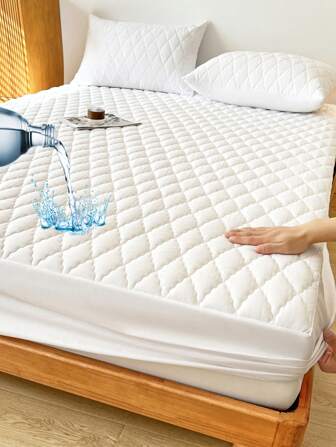 1pc Waterproof Mattress Cover Thickened Mattress Protector Dustproof Urine-Proof Bedding Sheet (Pillowcase Not Included)