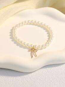 1 pieza Elegante y de moda brazalete con lazo con perla artificial en forma de corazón, adecuado para uso diario o boda