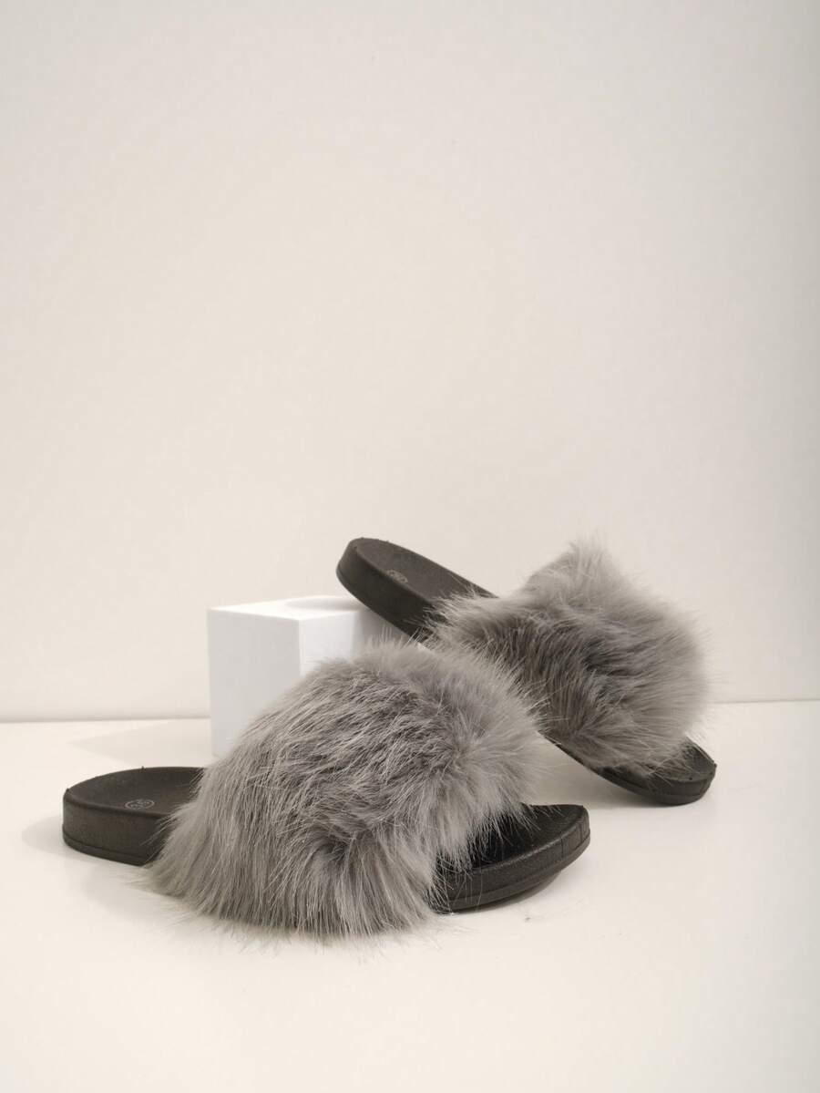 Pantuflas decorativas acogedoras y esponjosas - Gris - Ver 1