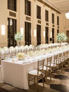 1 件，7.5 * 26.2 英尺白色超宽矩形桌布桌旗，7.5 * 19.7 英尺/7.5 * 13.12 英尺涤纶纯色可水洗贸易展览桌布适用于矩形折叠桌、工艺品展览会、展示、派对 - 白色 - 查看 3