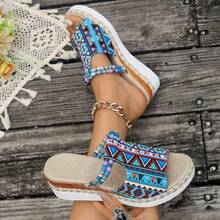 Women's Canvas Graffiti Platform Slip-On Sandals - Woven Details, Suitable For Beach Outings,Wedge Sandals,Summer Shoes - Multicolor - View 3