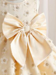 Vestido elegante para niñas pequeñas con decoración de gran lazo y flores 3D en malla de color champán, adecuado para vestido de noche - Champán - Ver 4