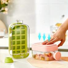 Ice Water Cup With Straw: Ice Cube Cup - No Need To Share Ice Cubes With Others. Just Press To Remove The Ice Cubes. Perfect For Families And Pool Parties. It Can Enable You To Enjoy Summer Frozen Beverages Better. Household Ice-Making Molds.