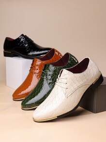 1 par de zapatos de vestir de punta afilada y brillante para hombre, zapatos casuales de moda británica transpirables, zapatos de suela blanda versátiles de corte bajo en blanco, verde, marrón, negro