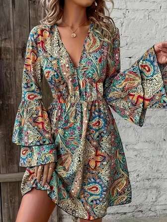 大码女式佩斯利印花多层袖V领束腰长袖连衣裙