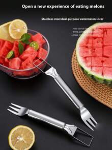 1pc 2-In-1 Stainless Steel Watermelon Slicer With Fork, Portable, Anti-Rust, Dual-Purpose Cutter, Easy Slicing And Serving, Suitable For Home, Restaurant, Hotel