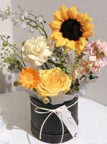 1pc Mini Flower Packaging Box For Mother's Day, Round Flower Portable Cylinder, DIY Hugging Flower Bucket, Gift Box (Randomly Send White And Black Colors Inside The Flower Bucket)