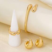 4pcs Gold Heavy Metal Geometric Waterdrop Matte Bracelet Ring Earring Jewelry Set, Minimalist Elegant Multipurpose Daily Accessories