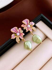 Vintage Faux Pearl Flower Earrings, Niche Design 2024 New Chinese Style Elegant Earrings, Retro Enamel Rhinestone Flower Earrings, Suitable For Daily Cheongsam And Hanfu Wear To Express Oriental Charm; Suitable For Retro Themed Parties, Art Exhibitions To Match The Artistic Style; Suitable For Brides Or Bridesmaids Wear At Weddings To Add Luxurious Romantic Atmosphere