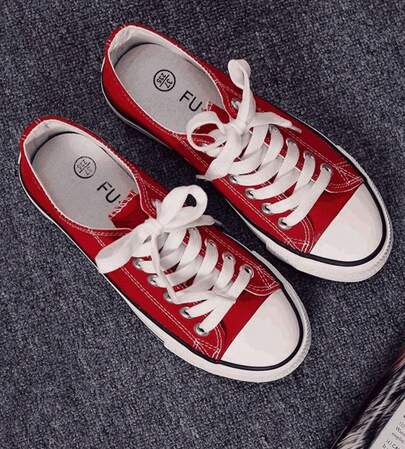 Zapatos casuales de lona planos de gran tamaño para hombre baratos y de moda 22- 28 mx, ideales para combinar con todo, skate gimnasio cómodos al caminar amplios rojo y blanco con negro basicos gym