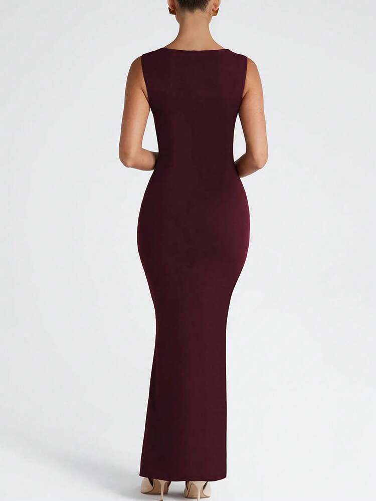 Abito lungo elegante da donna con scollo quadrato e senza maniche, aderente, abito da sera sexy adatto per feste, cocktail e occasioni simili, matrimonio, primavera - Bordò - Visualizzare 3