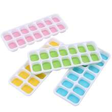 KIT Forma De Gelo Forminha Para Fazer Gelo de Silicone Com Tampa 14 Gelos