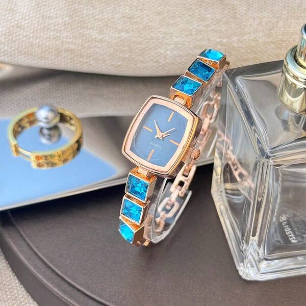 Novos relógios femininos com zircônia incrustada, elegante mostrador quadrado, liga de quartzo, relógio de pulso fashion com pulseira de aço e strass