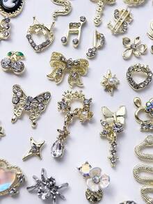 闪亮白色水钻金蛇蝴蝶蜘蛛十字樱桃美甲装饰春夏蝴蝶结花朵权杖心形美甲饰品混合 50 件 3D 合金 DIY 美甲宝石礼物适合女孩亚克力按压指甲手机壳鞋子衣服包工艺品美甲用品 - 彩色 - 查看 6