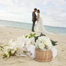 手工编织珍珠公主花篮，藤编收纳篮，手提花篮，手工花篮，家居及婚礼装饰