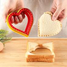 6 Stücke Edelstahl Sandwich Maker Förmchen Set, DIY Taschensandwich, süße Cartoon Dinosaurier, Herz, Stern, rechteckig, rund, Teddy Bär förmige Ausstechformen