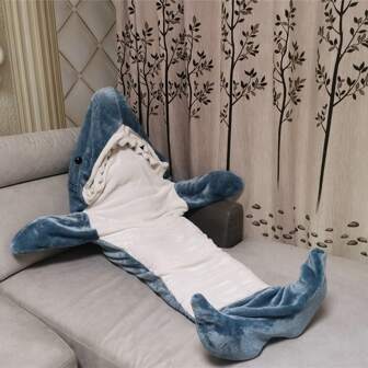 SunBritly Blue Shark Wearable Blanket Shark Blanket Shark Sleeping Bag Tail Wearable Flannel Blanket Thickened Warm Loungewear Blanket Adults Cartoon Shark Sleeping Bag Clothing Role Play Shark Costume Gifts For Shark Lovers Shark Loungewear Pajamas Multifunctional Blanket