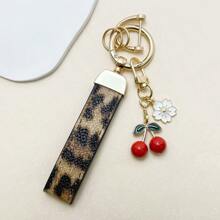 TTOBS 1pc Exquisitely Crafted Leopard Print Leather Car Key Chain With Adorable Cherry Pendant - , Fashionable And Multi-Functional Backpack Keychain - The Perfect Accessory For Backpacks. The Perfect Valentine's Day Gift, Also An Ideal Gift For Your Beloved Girlfriend.