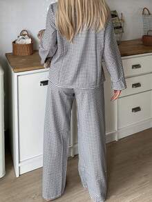 SANRIO 2件套Hello Kitty女士格子印花纽扣前开襟长袖睡衣上衣和抽绳腰长裤可爱睡衣套装，舒适保暖，秋冬服装 - 黑色 - 查看 5