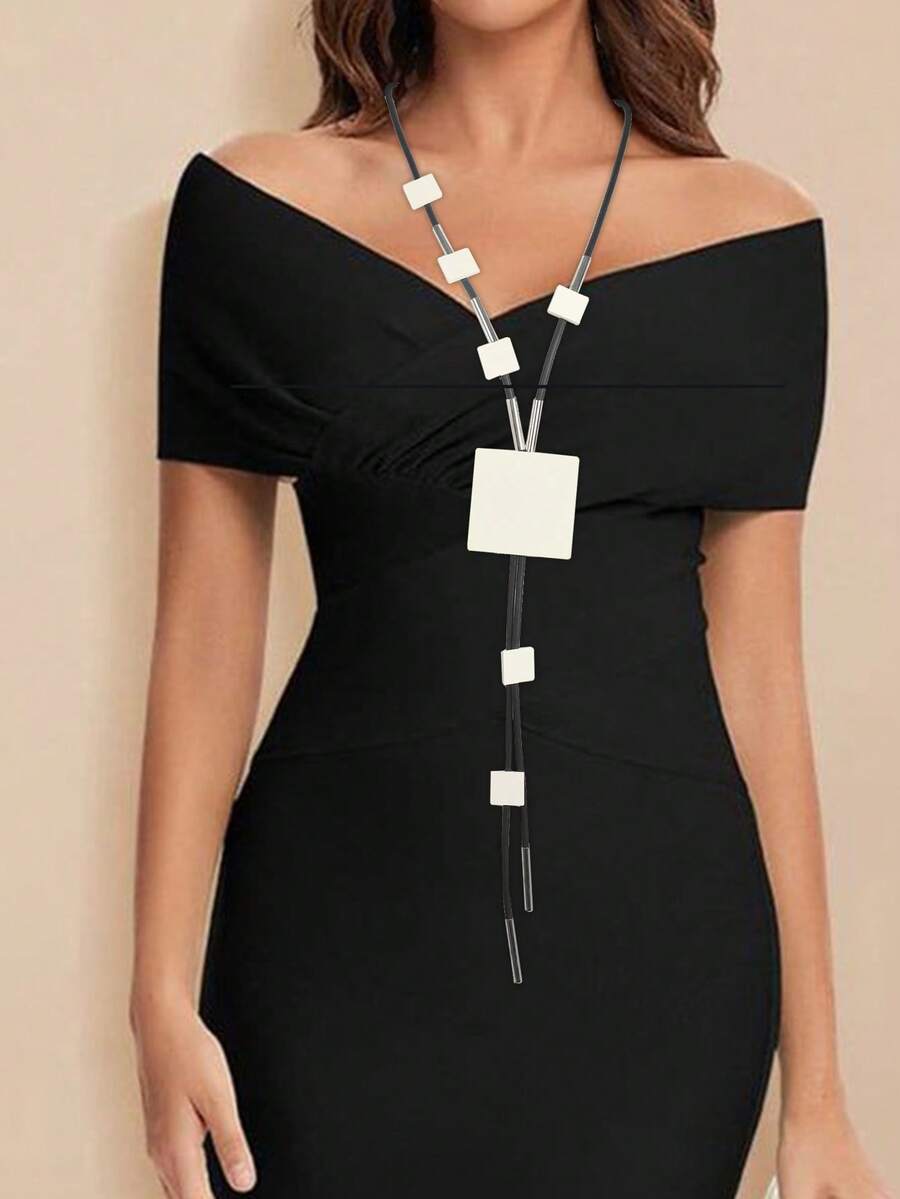 MARLIWOO 1pc Square Geometric Wooden Decor Y-Shape Line Design Necklace, Casual Fashion Jewelry For Women - Black and White - View 1