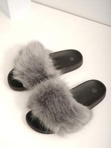 Pantuflas decorativas acogedoras y esponjosas - Gris - Ver 3