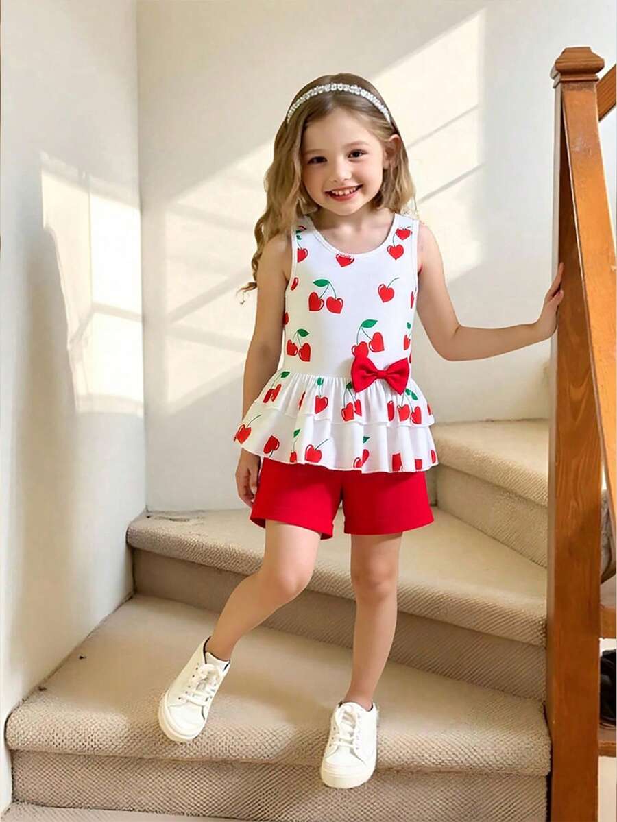 BASUSARRI 女孩 2 件套樱桃印花蝴蝶结吊带上衣和短裤，优雅精致的夏季服装 - 紅色 - 查看 1