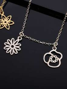 Personalized Multi-Flower Birthday Necklace, Family Birthday Bouquet Necklace, Custom 1-4 Flower Pendant Necklace, Mother's Day Necklace, Personalized Gift, Birthday Gift, Romantic Wedding Accessory Gift, Bridesmaid Gift - Silver 2 - View 3